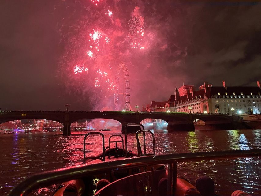 LONDON: NYE 2025 Fireworks PRIVATE BOAT - Front Row Views - Why It’s Worth Considering