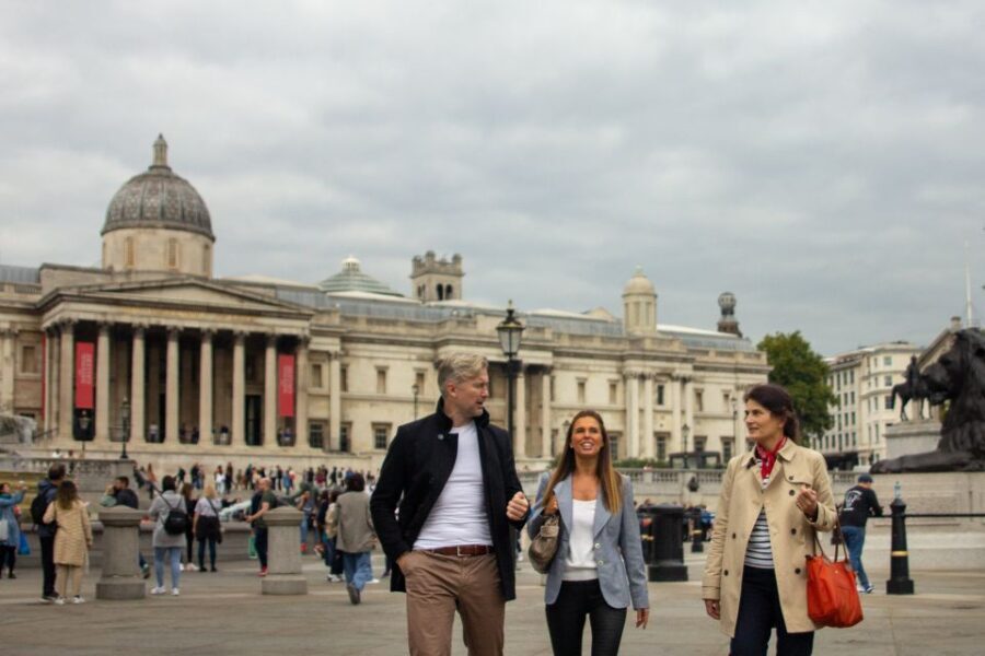 London: Private Personalized Tour with a Local Host - Exploring Neighborhoods: Westminster and Beyond