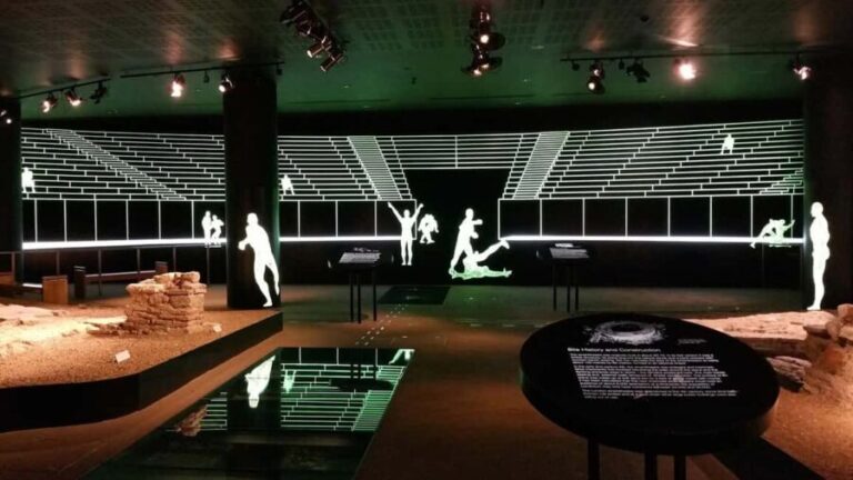 London: Private Secret London Tour with Local Expert - What Makes This Tour Stand Out?