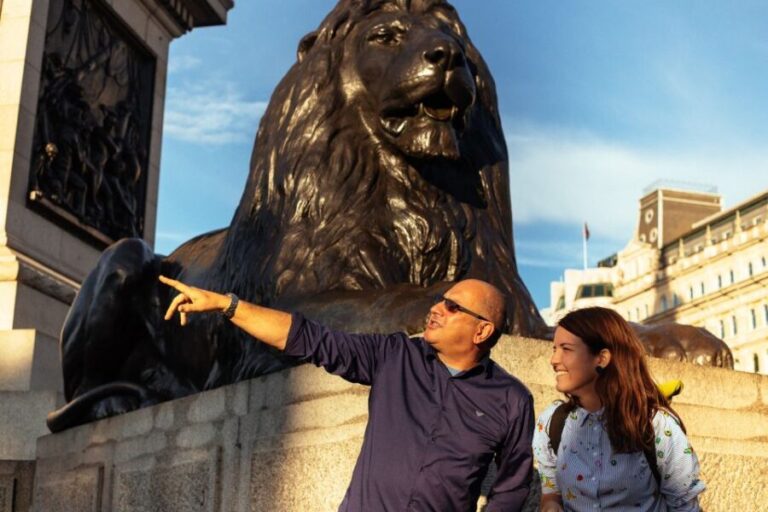 London: Private Tour with Locals  Highlights & Hidden Gems - Who Would Love This Tour?