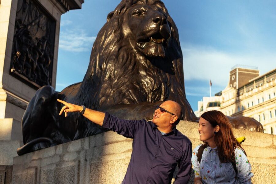 London: Private Tour with Locals Highlights & Hidden Gems - Who Would Love This Tour?