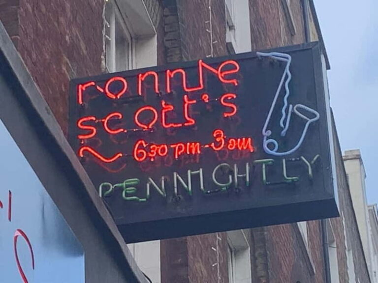 London: Soho Rock 'n' Roll Walking Tour - What to Expect During the Tour