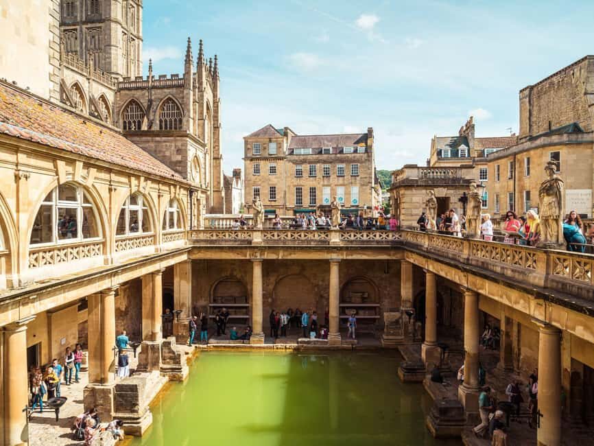 London: Stonehenge and Bath Day Trip with Roman Baths - Exploring Bath