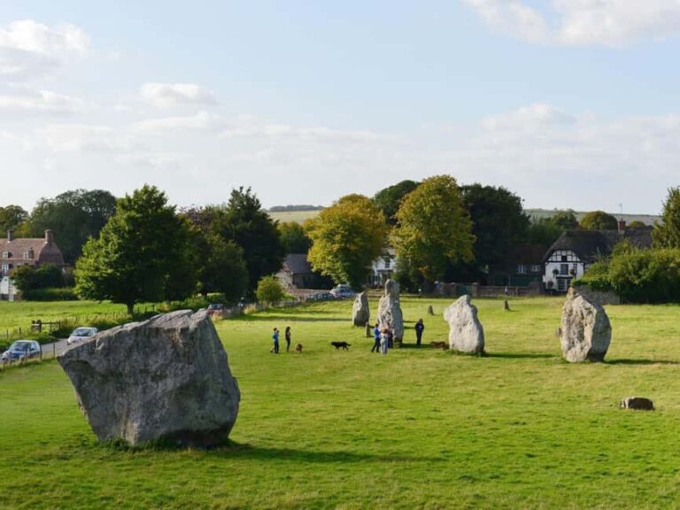London: Stonehenge, Avebury & Silbury Hill Day Trip - The Practical Side: What to Expect