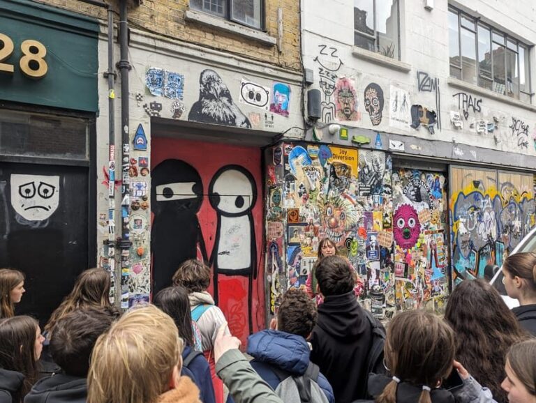 London: Street Art and Graffiti Guided Walking Tour - Detailed Breakdown of the Route