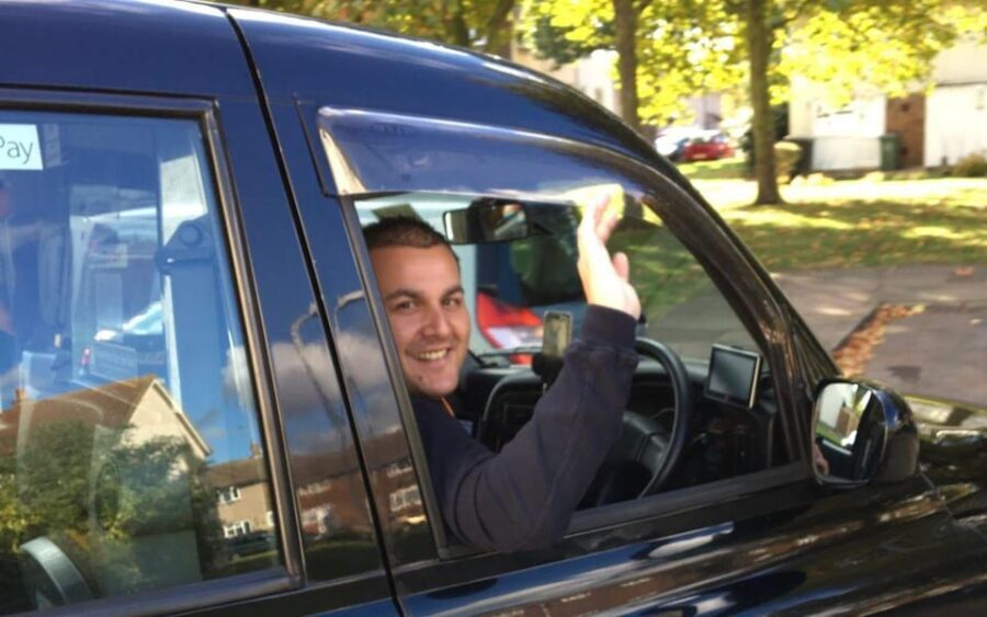 London Taxi 50+ Sights Tour & Kensington Palace Entry - Breaking Down the Itinerary