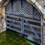 London: Tower of London and Crown Jewels Private Guided Tour - The Practical Side: What to Expect