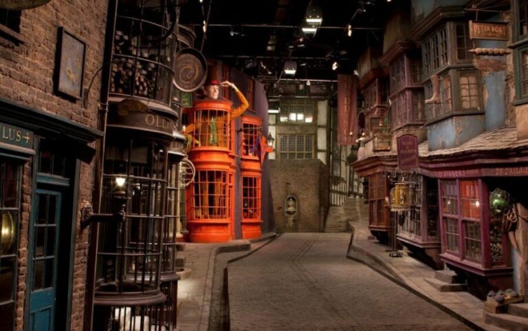 London: Warner Bros. Studio Harry Potter Tour with Transfers - Is it Worth the Price?