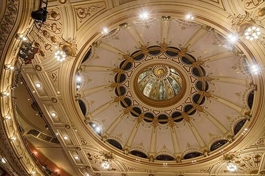 London West End: The Rise and Fall of the City of Mahagonny - The Music and Performances