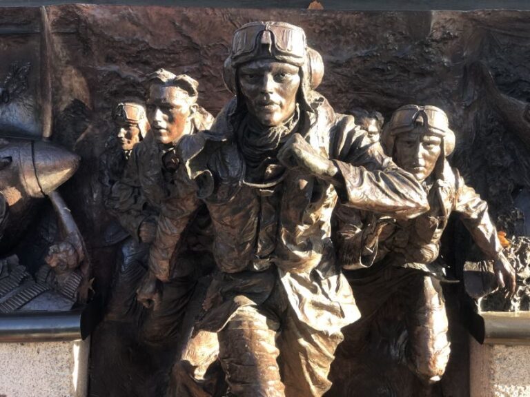 London: Winston Churchill and London in WWII Walking Tour - The Itinerary Breakdown