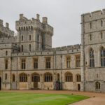 London:Windsor Castle, Stonehenge & Bath Day Trip with Local - FAQs