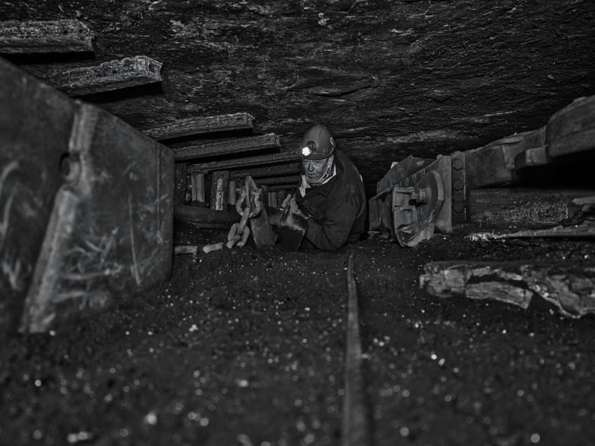 Longyearbyen: Historic Coal Mine Tour at Gruve 3 - Who Is This Tour Best For?