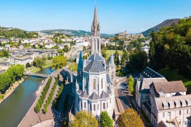 Lourdes: Full Day Private Guided Tour with Castle and Market - The Sum Up