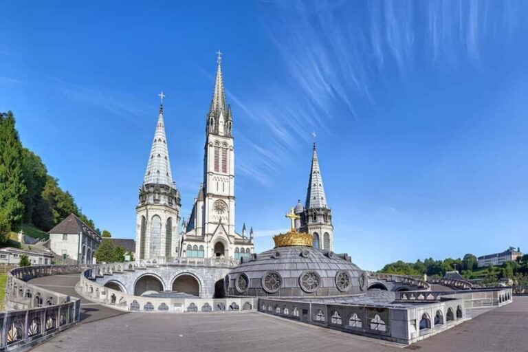 Lourdes: Half-Day Private Tour - Who Should Book This Tour?