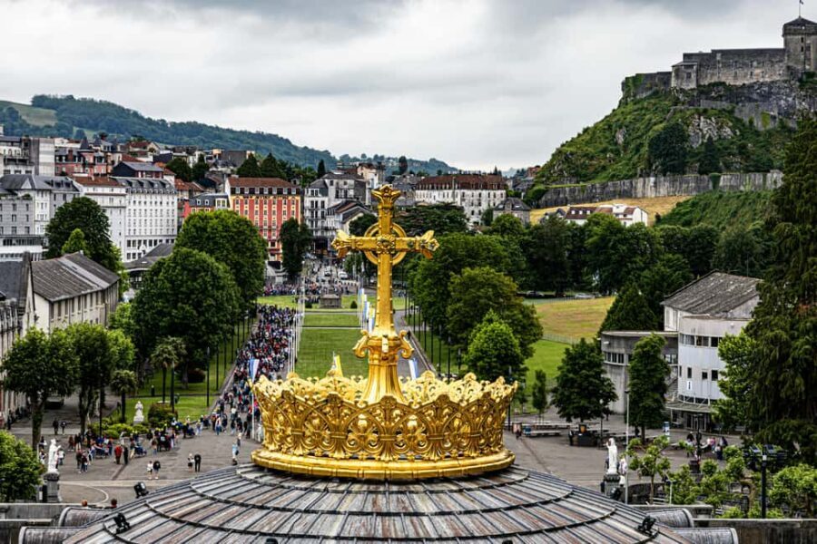 Lourdes through the eyes of St Bernadette: Private Tour - The Experience: Breaking Down the Details