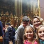 Louvre Museum Child-Friendly Private Tour for Families - Why This Tour Works Well