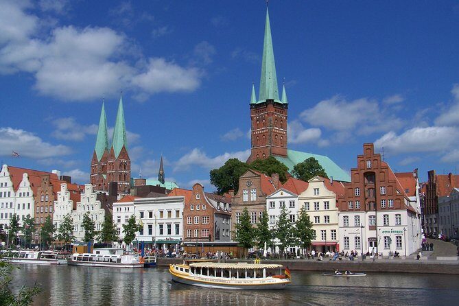 Lübeck Day Trip From Hamburg By Train With Private Guide And Lunch - Value and Pricing: Does It Make Sense?