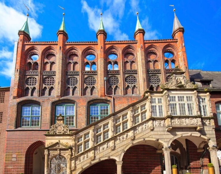Lübeck: St. Anne's Museum with City Walking Tour Option - Exploring the Museum and Its Treasures