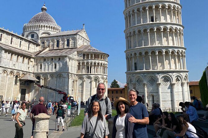 Lucca tour and Pisa Tower + WineTasting by van from Livorno Port - Second Stop: Wine Tasting in the Countryside