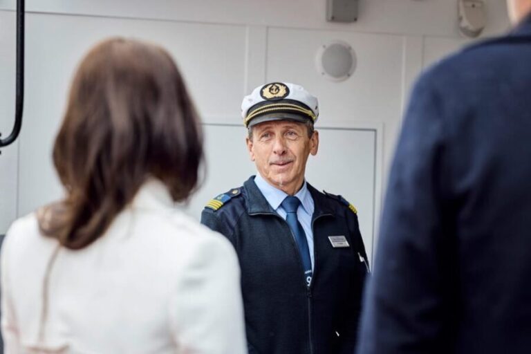 Lucerne: Legends of Lake Lucerne - Steamboat Experience - Who Would Love This Experience?