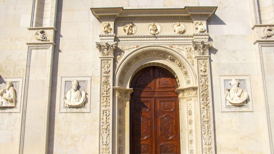 Lugano: Insta-Perfect Walk with a Local - Exploring Lugano with a Local Guide