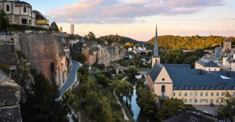 Luxembourg: City Highlights Guided Walking Tour - The Itinerary in Detail
