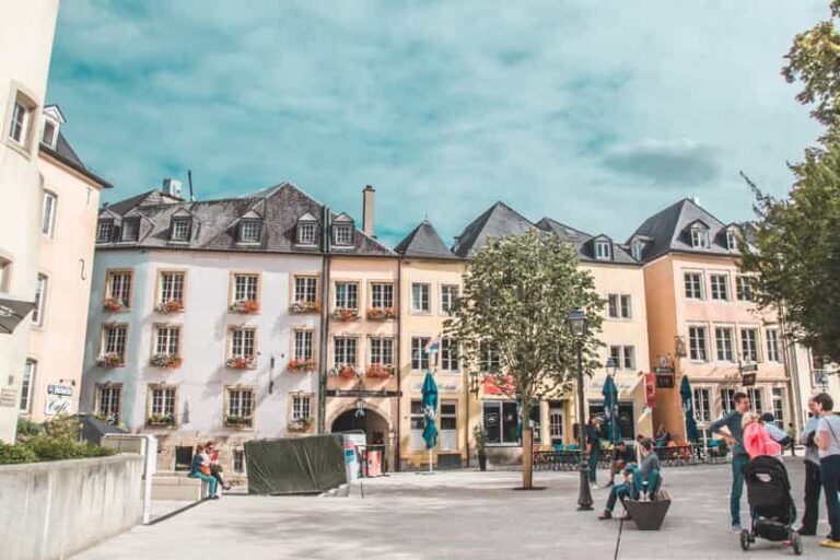 Luxembourg City: Walking Tour with Optional Wine Tastings - The Itinerary Breakdown and What to Expect