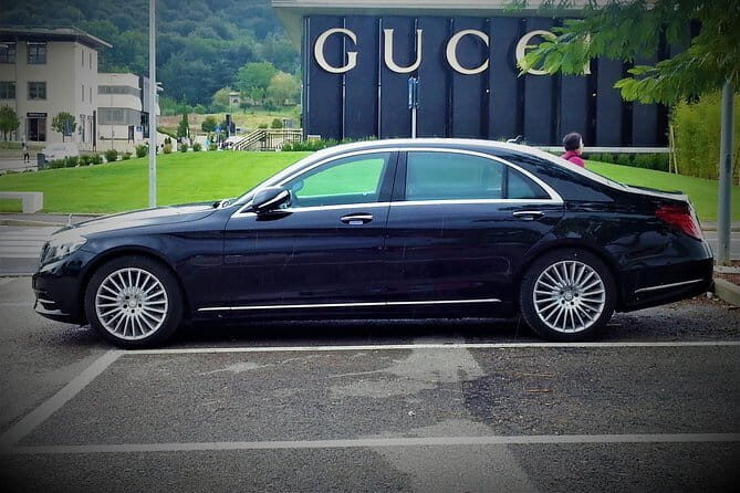 Luxury Chauffeur Service THE MALL from Florence to Reggello - Who Should Consider This Tour?