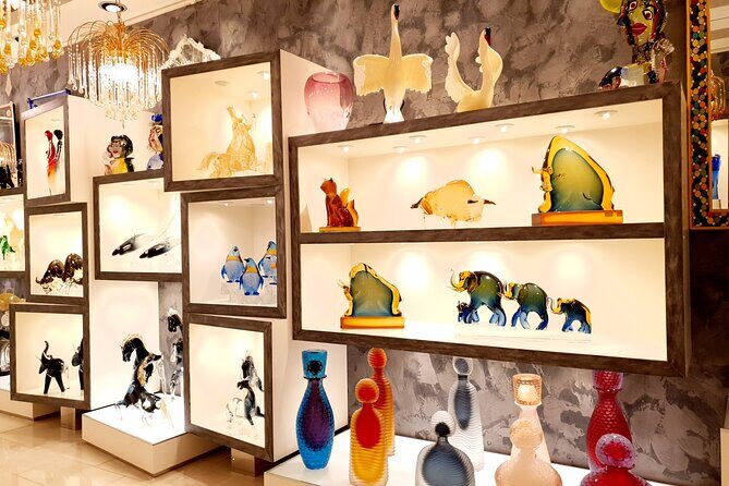 Luxury Grand Canal, Murano, Burano+Blow glass at Glass factory! - Who Is This Tour Best For?