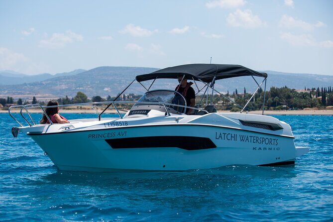 Luxury- Karnic SL701 Private Self-Drive Boat Hire - How the Experience Unfolds