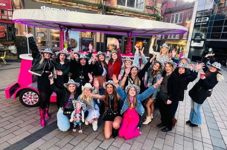 Luxury Pink Hen Party Bike Tour of Belfast - What the Reviews Say