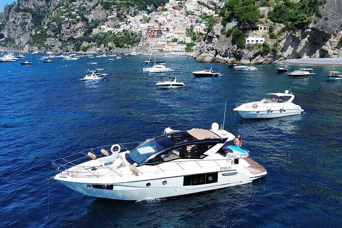 Luxury Yacht Tour Cranchi M44 Positano And Amalfi Coast - An In-Depth Look at the Luxury Yacht Tour