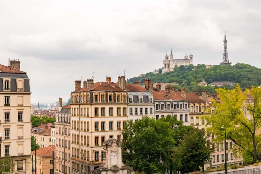 Lyon: Croix Rousse & Peninsula Walking Tour - Practical Details and What You’ll Experience
