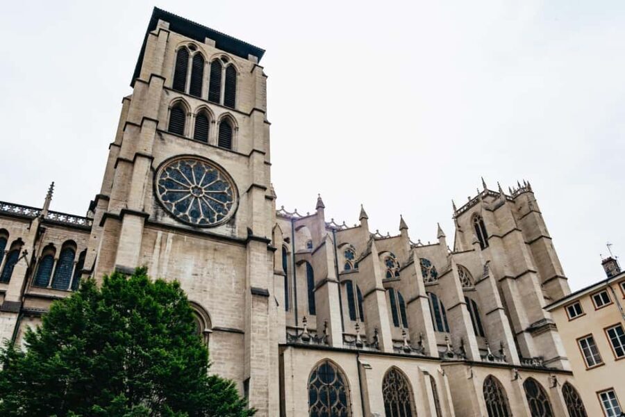 Lyon: Vieux Lyon Food Tasting Walking Tour - The Value of the Experience