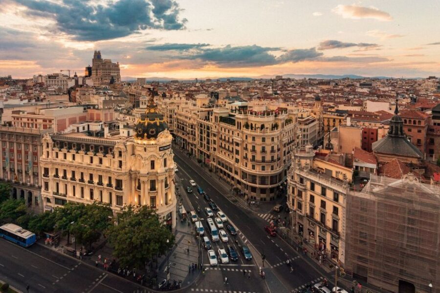 Madrid: 1.5-Hour Private Kick-Start Tour with a Local - The Details That Matter