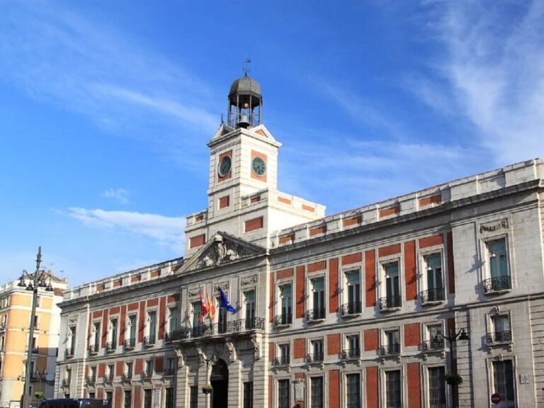Madrid: 2-Hour City Highlights Guided Walking Tour - What’s Included and What’s Not