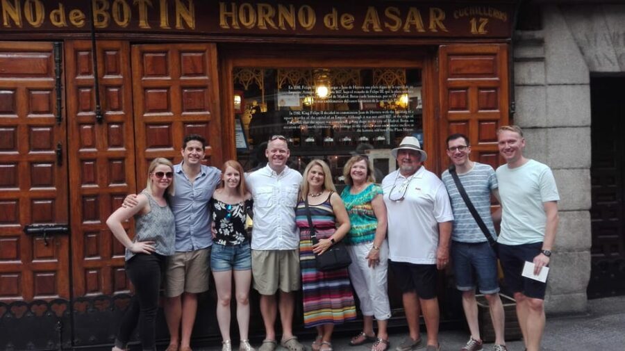 Madrid: Authentic Tapas Evening Tour with a side of History - The Guides and Group Size