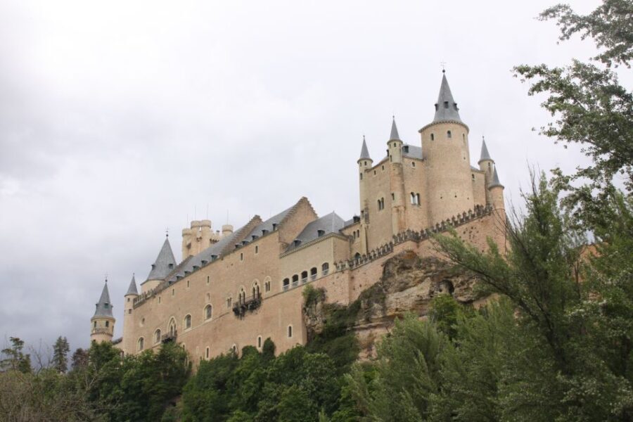 Madrid: Avila and Segovia Day Trip with Tickets to Monuments - What to Expect & How It Feels