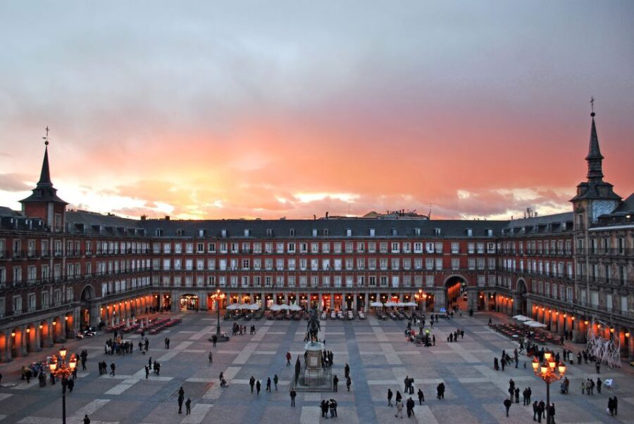 Madrid: City Highlights Guided Walking Tour - What Makes This Tour Stand Out?