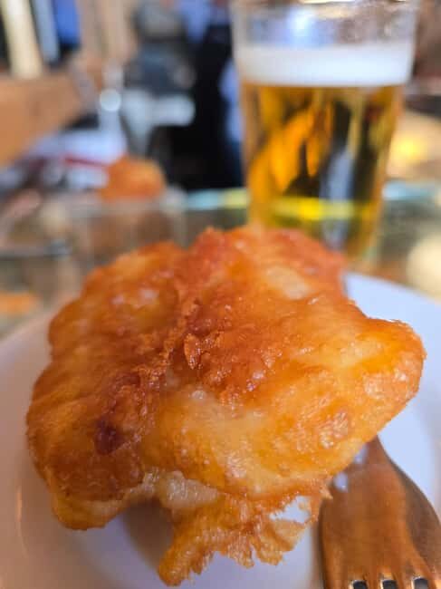 Madrid: Guided Tapas Walking Tour - Visiting the First Location: A Taste of Madrid’s Culinary Soul