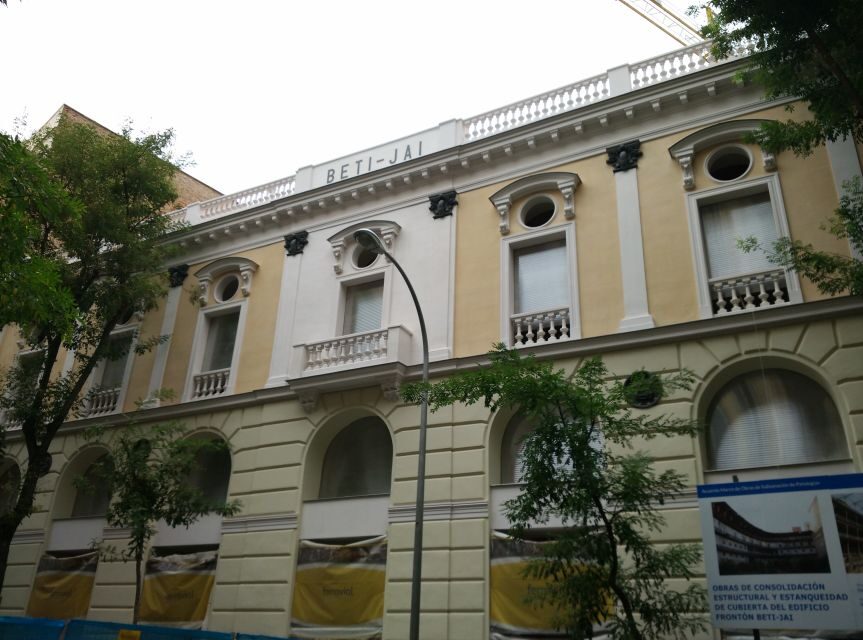 Madrid: Off The Beaten Path Private Walking Tour - What’s Included and What To Expect