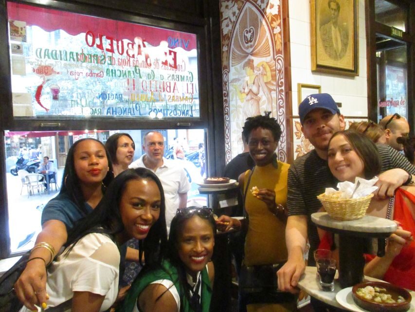Madrid: Old Madrid Walking Food and Wine Tour - The Guide and Group Experience