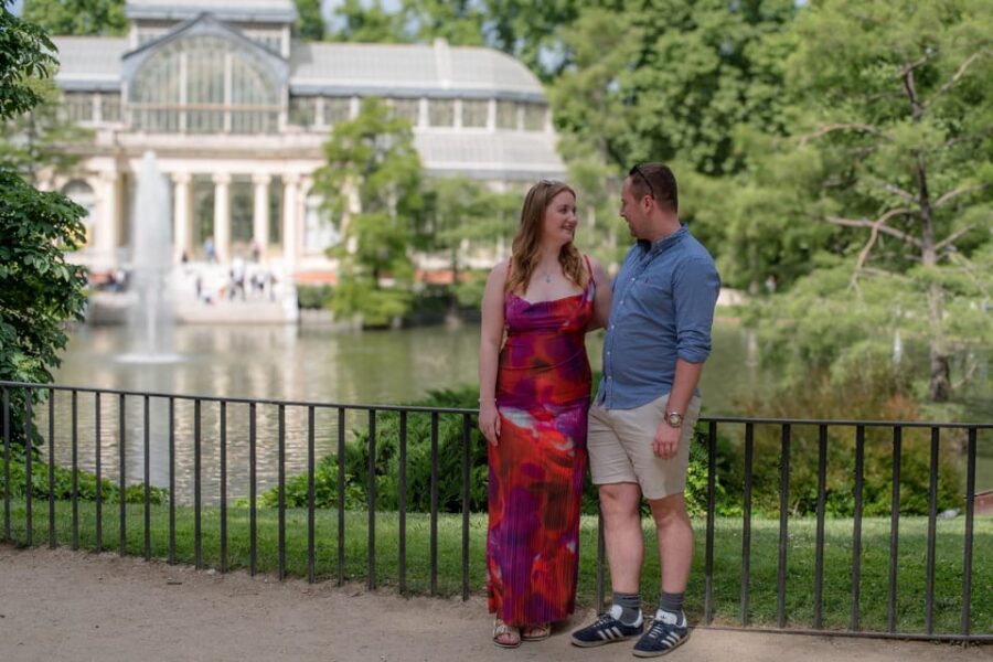 Madrid: Private Photoshoot at the Retiro Park - An Honest Breakdown of the Experience