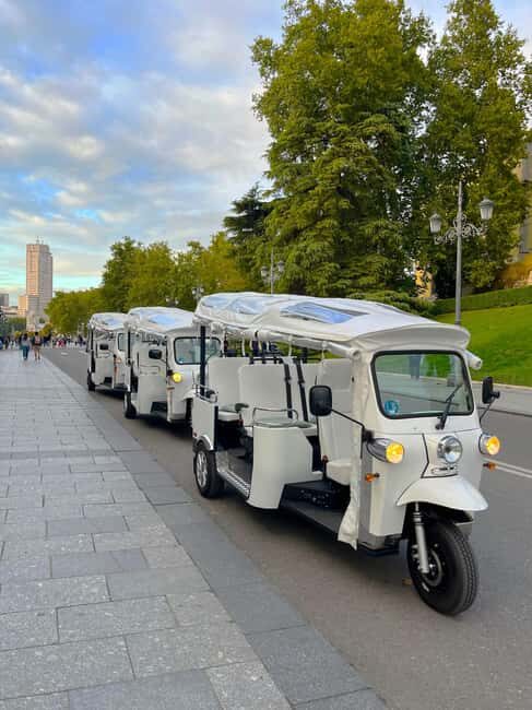 Madrid: Private Tuk Tuk Tour with Expert Tour Guide and Panoramic Views - Why Choose a Private Tuk Tuk Tour in Madrid?