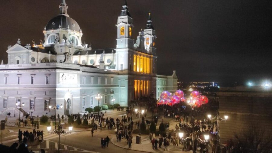Madrid: Private Walking tour 2,5 hours or 5 hours - The Value of a Private Tour