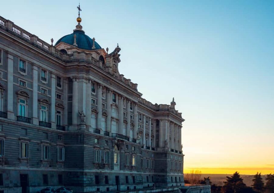 Madrid: Royal Palace Guided Tour with Entry Ticket - What to Expect from the Tour