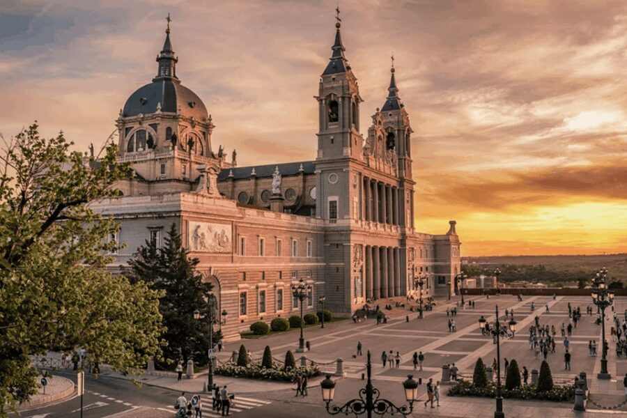 Madrid: VIP Prado Museum & city highlights with Hotel pickup - The Tour in Detail: What You Can Expect