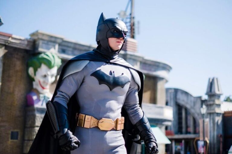 Madrid: Warner Park Entry Ticket - Who Should Consider Visiting?