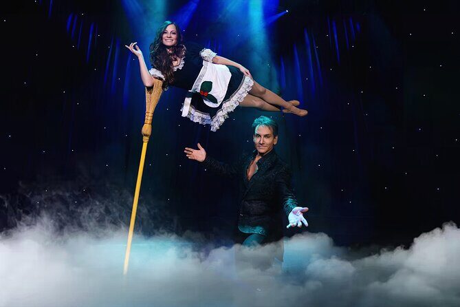 Magic of Terry Evanswood in Pigeon Forge Magic Show Admission - Why This Show Stands Out