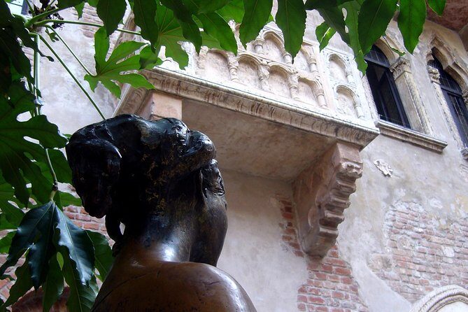 Make your Romantic Proposal in the City of Love - The Itinerary Breakdown